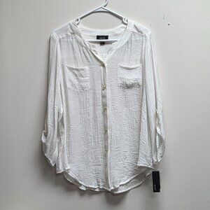 NWT Women's Large Button Down top